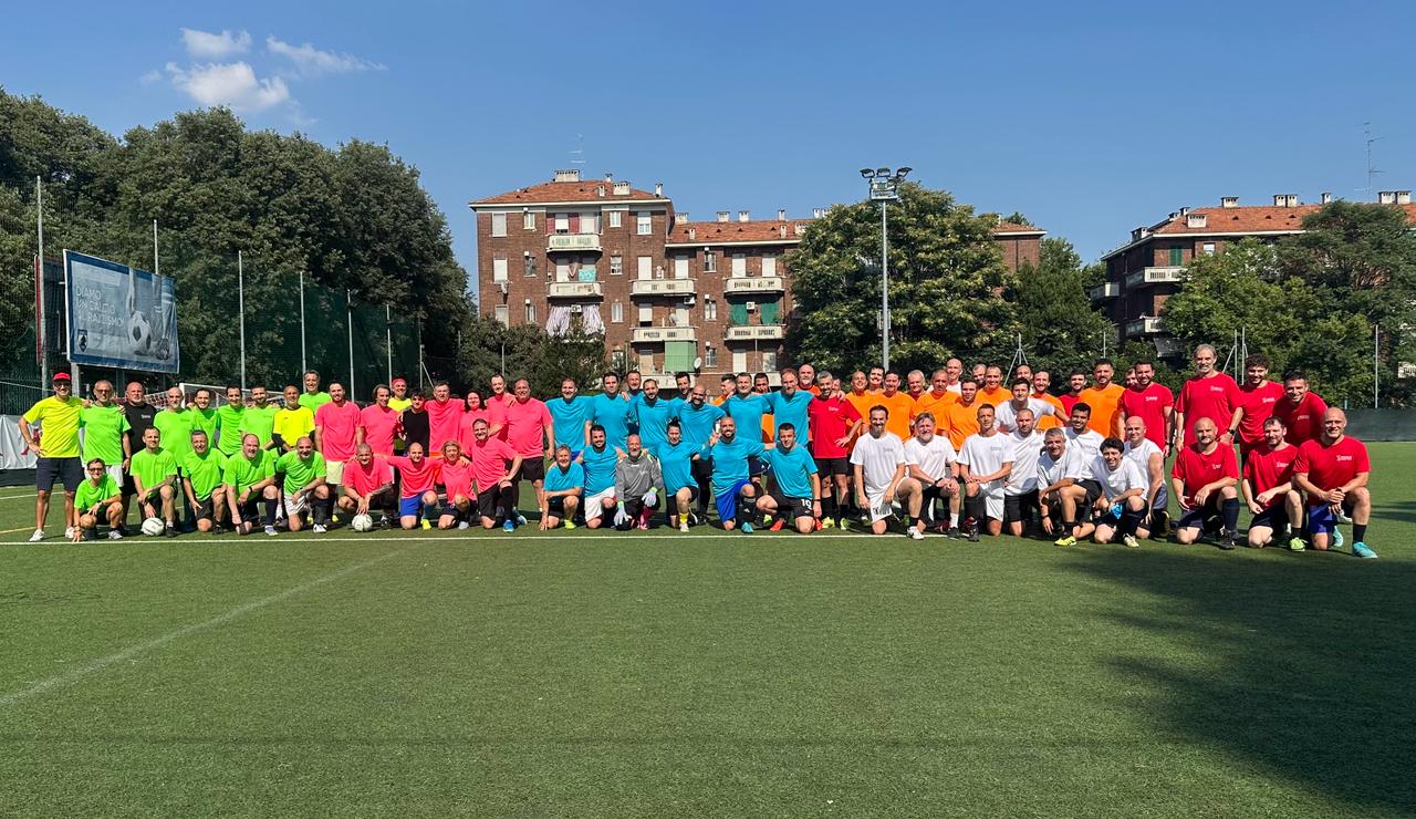 Il gruppo Antacalcio Football Fitness in campo